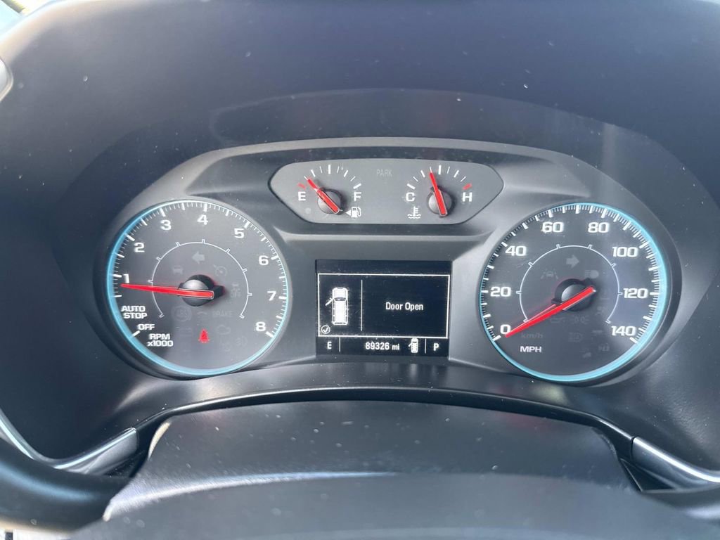 Used 2020 Chevrolet Equinox LS image 34