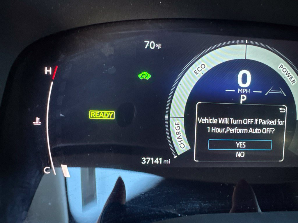 Used 2025 Toyota Camry LE FWD image 2