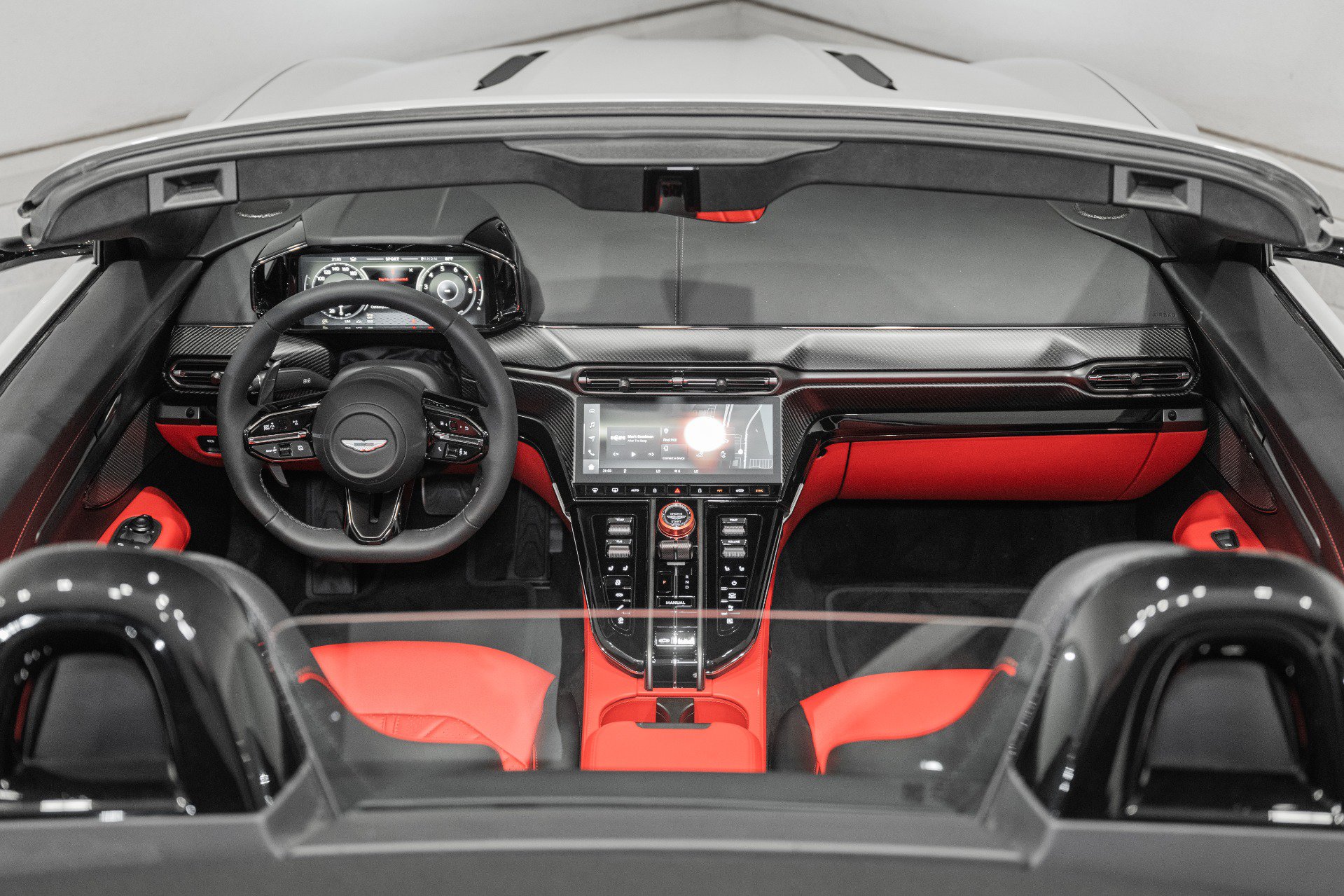 New 2026 Aston Martin V8 Vantage S RWD image 17