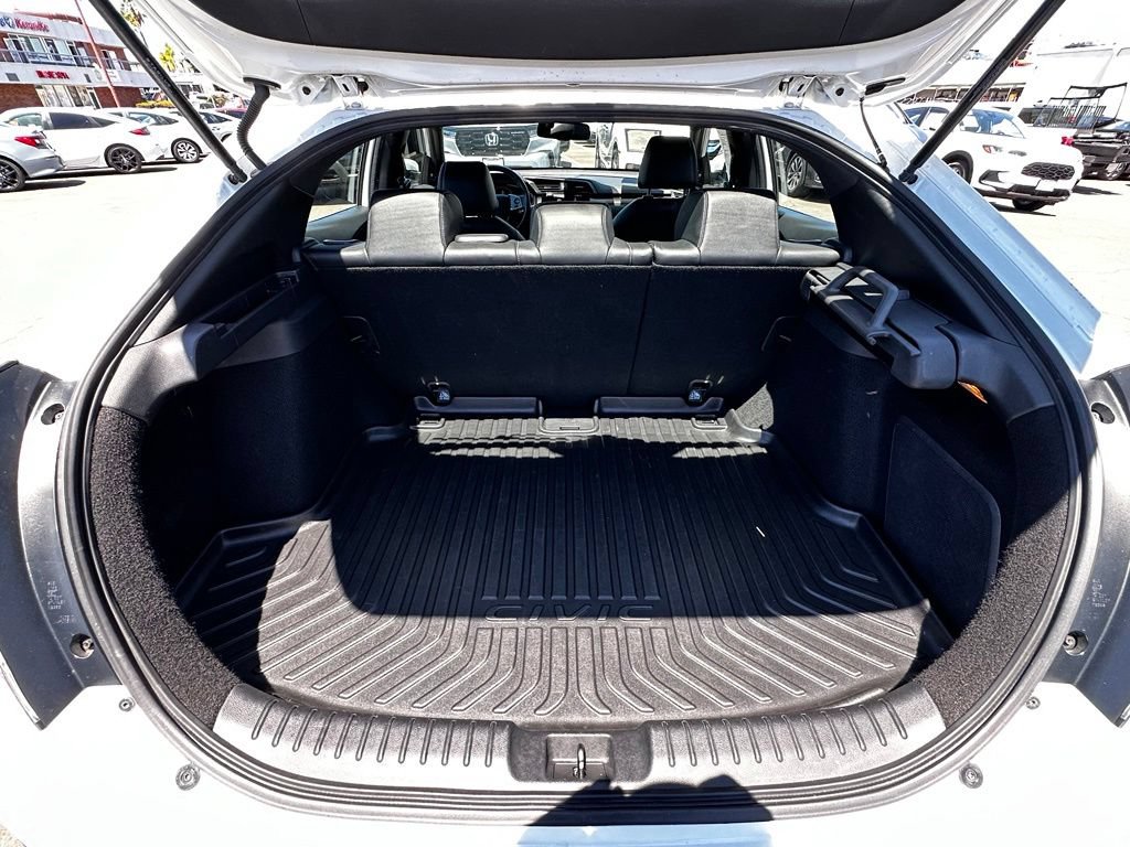 Used 2019 Honda Civic Sport Touring image 9