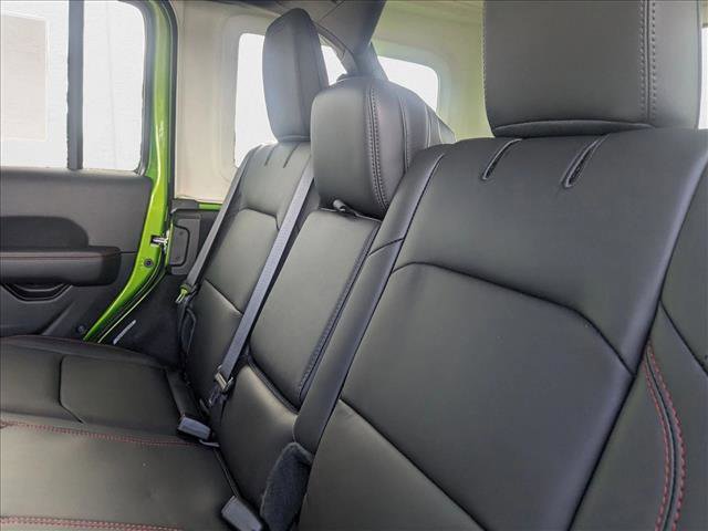 New 2025 Jeep Wrangler Unlimited Rubicon w/ Convenience Group image 16