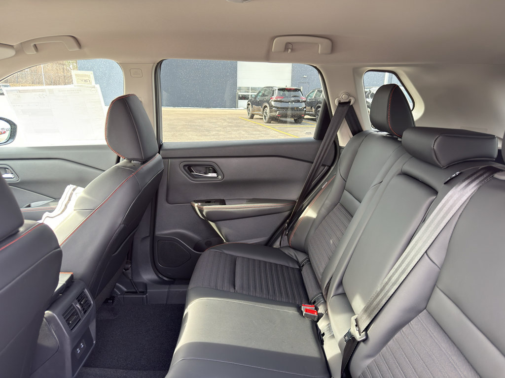 New 2026 Nissan Rogue SV image 32