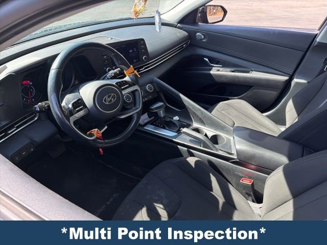 Used 2022 Hyundai Elantra SEL image 4