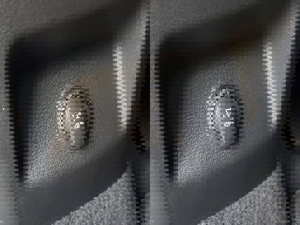 Used 2023 Kia Telluride SX image 12