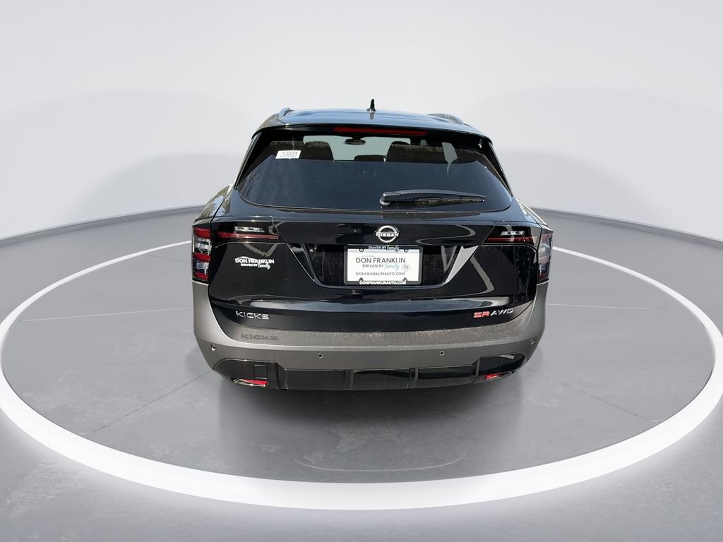 New 2026 Nissan Kicks SR w/ SR Premium Package AWD/4WD image 7