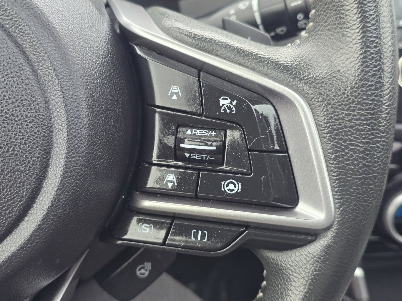 Used 2022 Subaru Forester Limited image 34