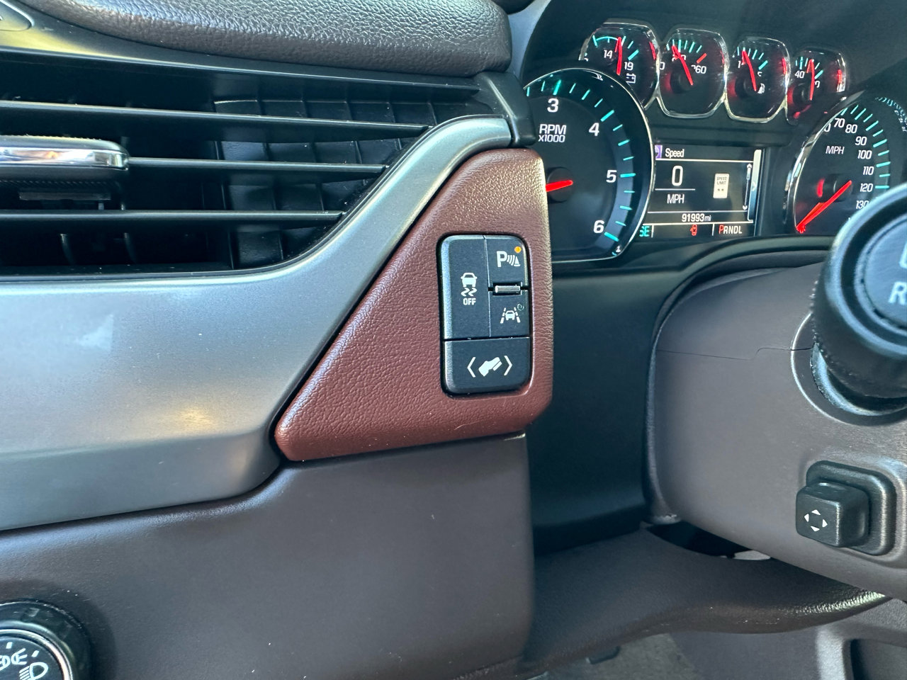 Used 2018 Chevrolet Tahoe Premier image 46