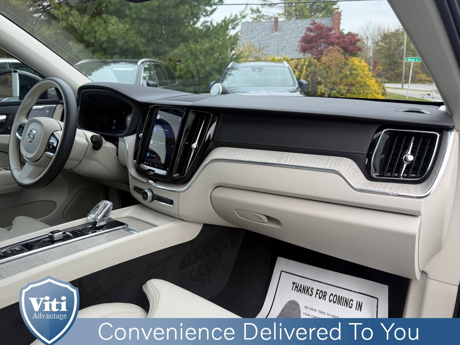 Certified 2023 Volvo XC60 B5 Ultimate image 30