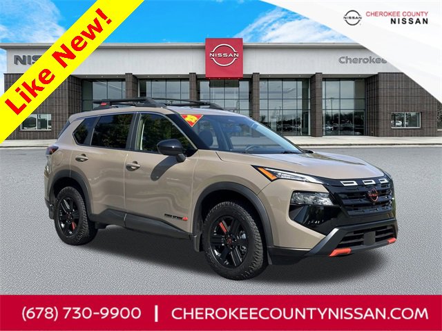 Certified 2025 Nissan Rogue SV image 1