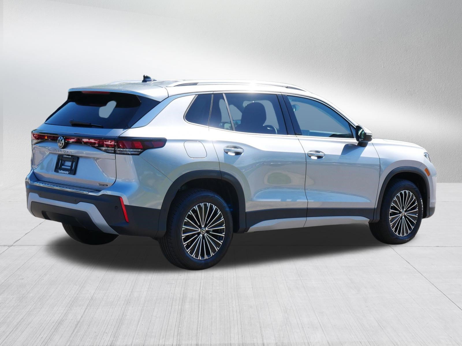 Certified 2026 Volkswagen Tiguan S AWD/4WD image 7