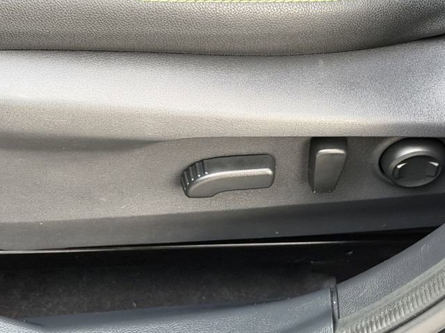 Used 2025 Subaru Outback Onyx Edition image 23