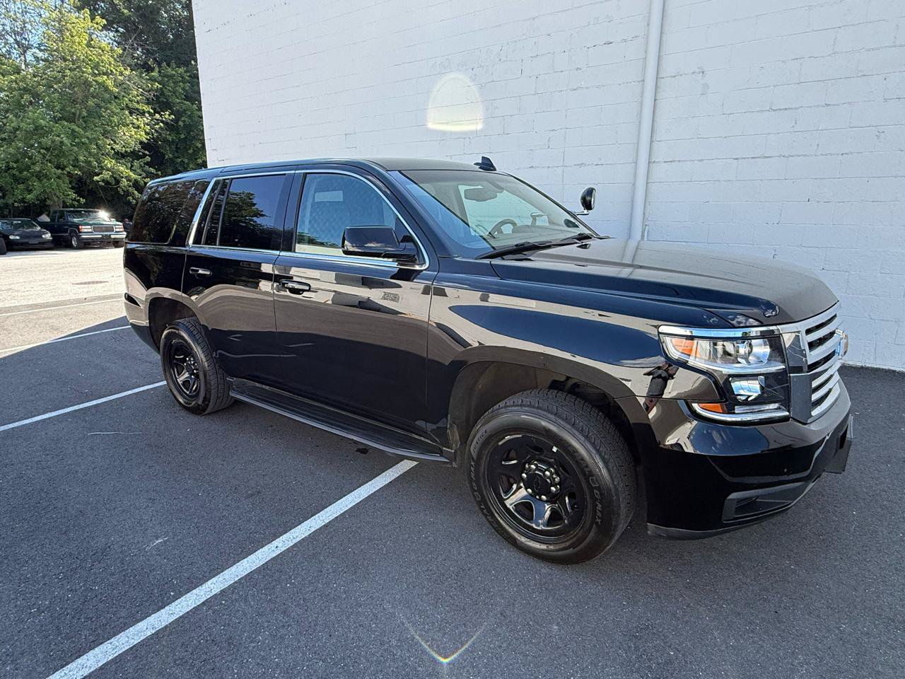 Used 2020 Chevrolet Tahoe 2WD image 2