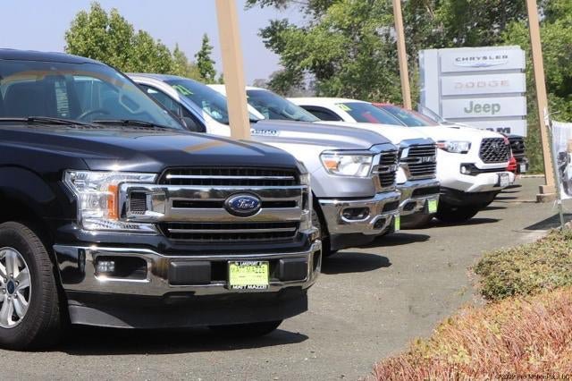 Used 2025 Chevrolet Silverado 1500 LT RWD image 48