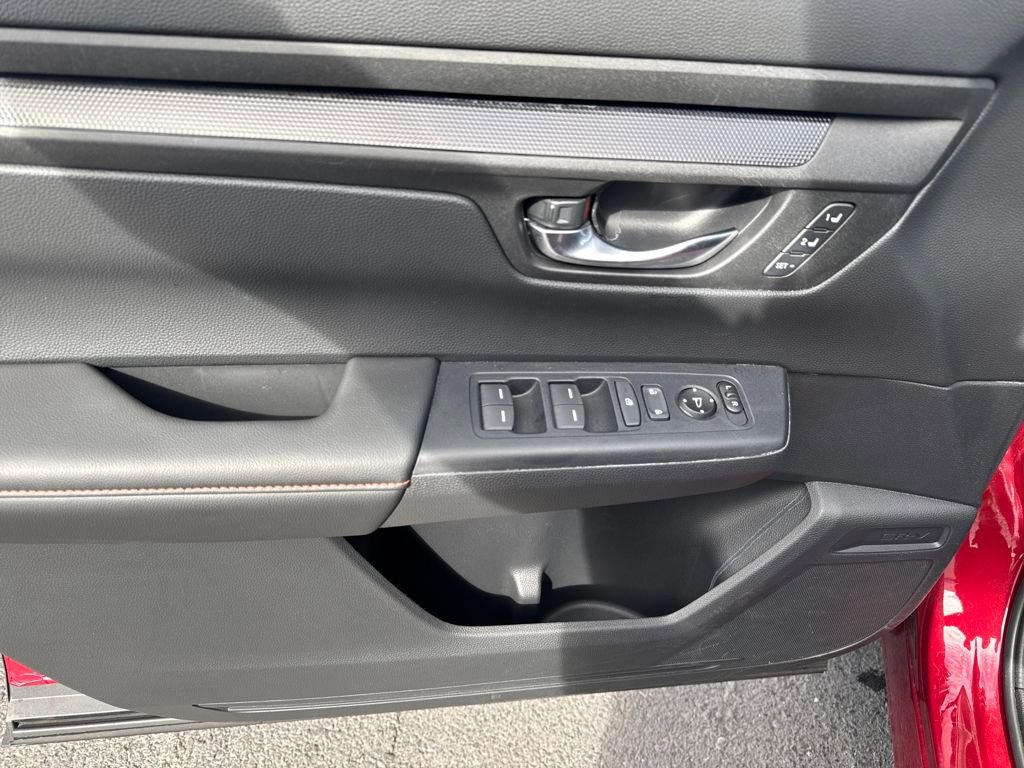 Used 2025 Honda CR-V Sport-L image 17