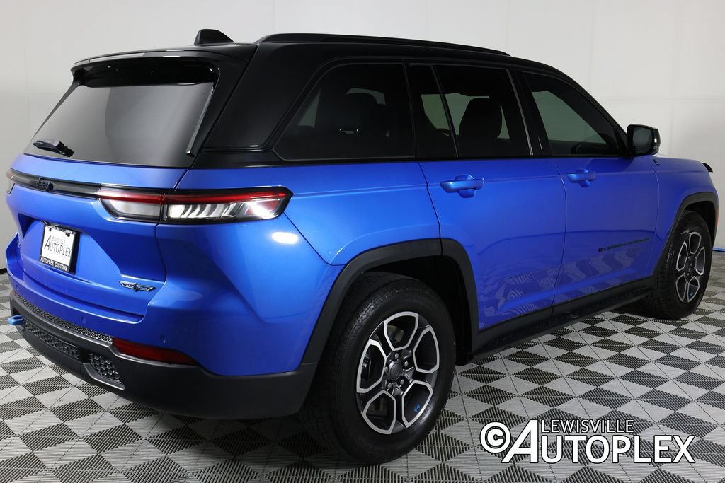 Used 2022 Jeep Grand Cherokee Trailhawk w/ Advanced Protech Group II AWD/4WD image 5