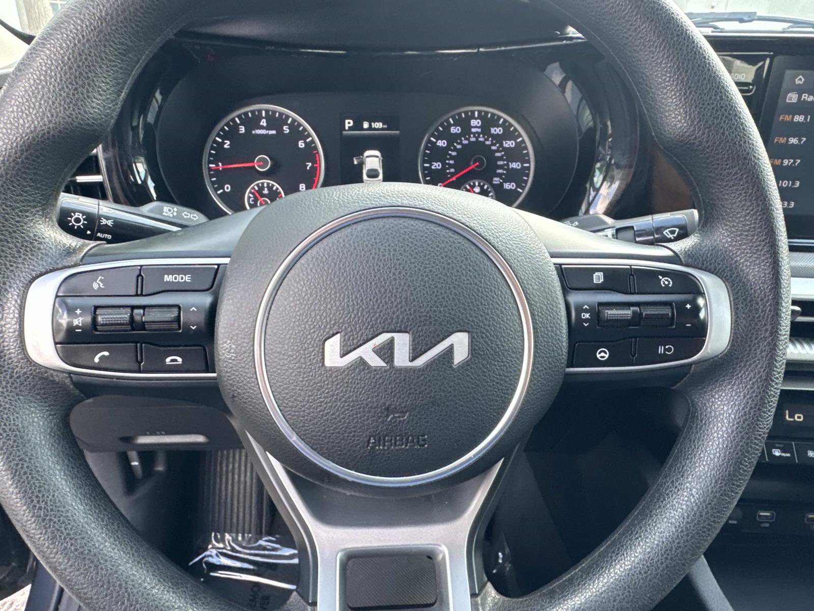 Used 2023 Kia K5 LXS image 17