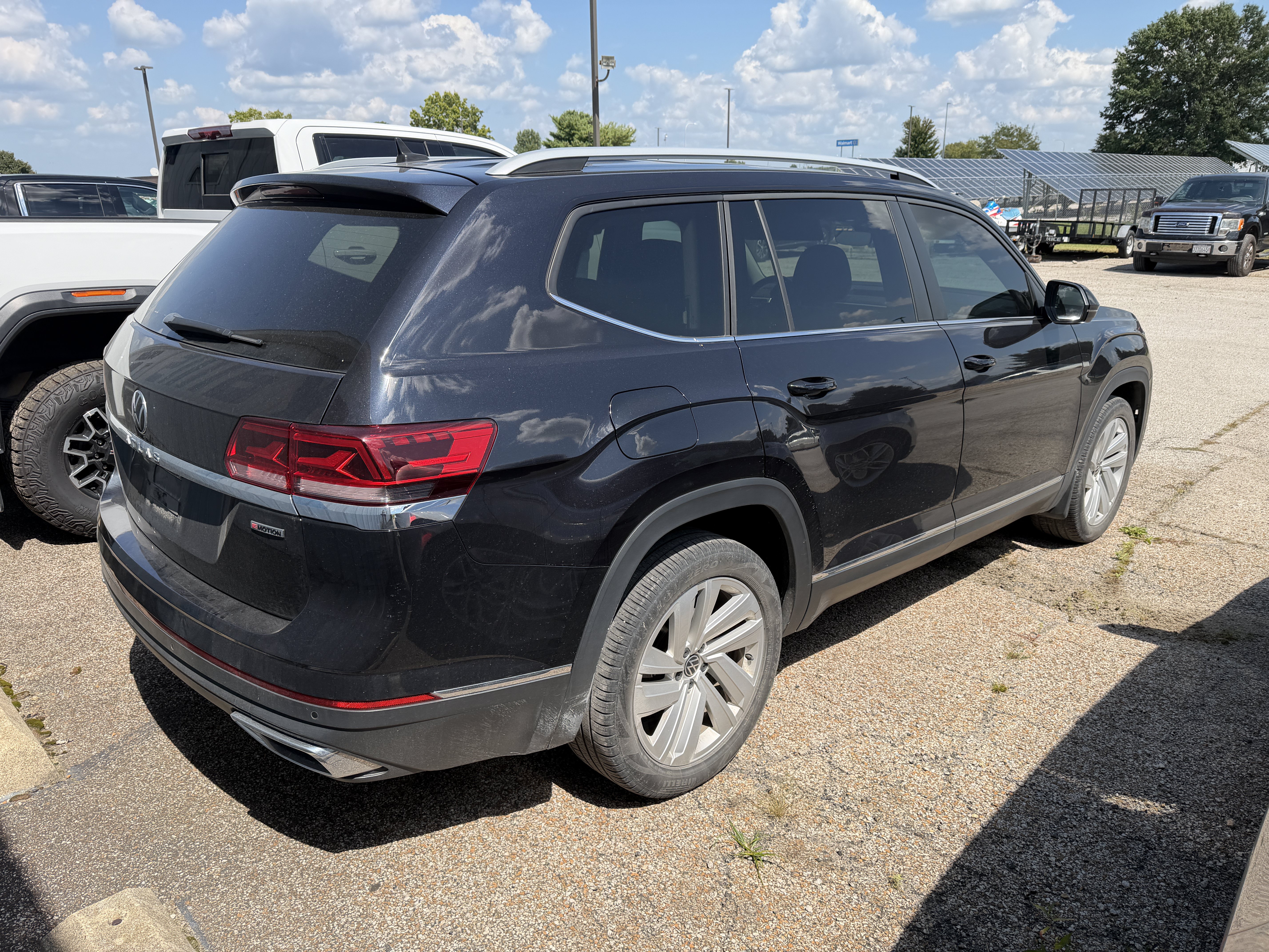 Used 2021 Volkswagen Atlas SEL w/ MDO Package (Bench Seat) AWD/4WD image 11