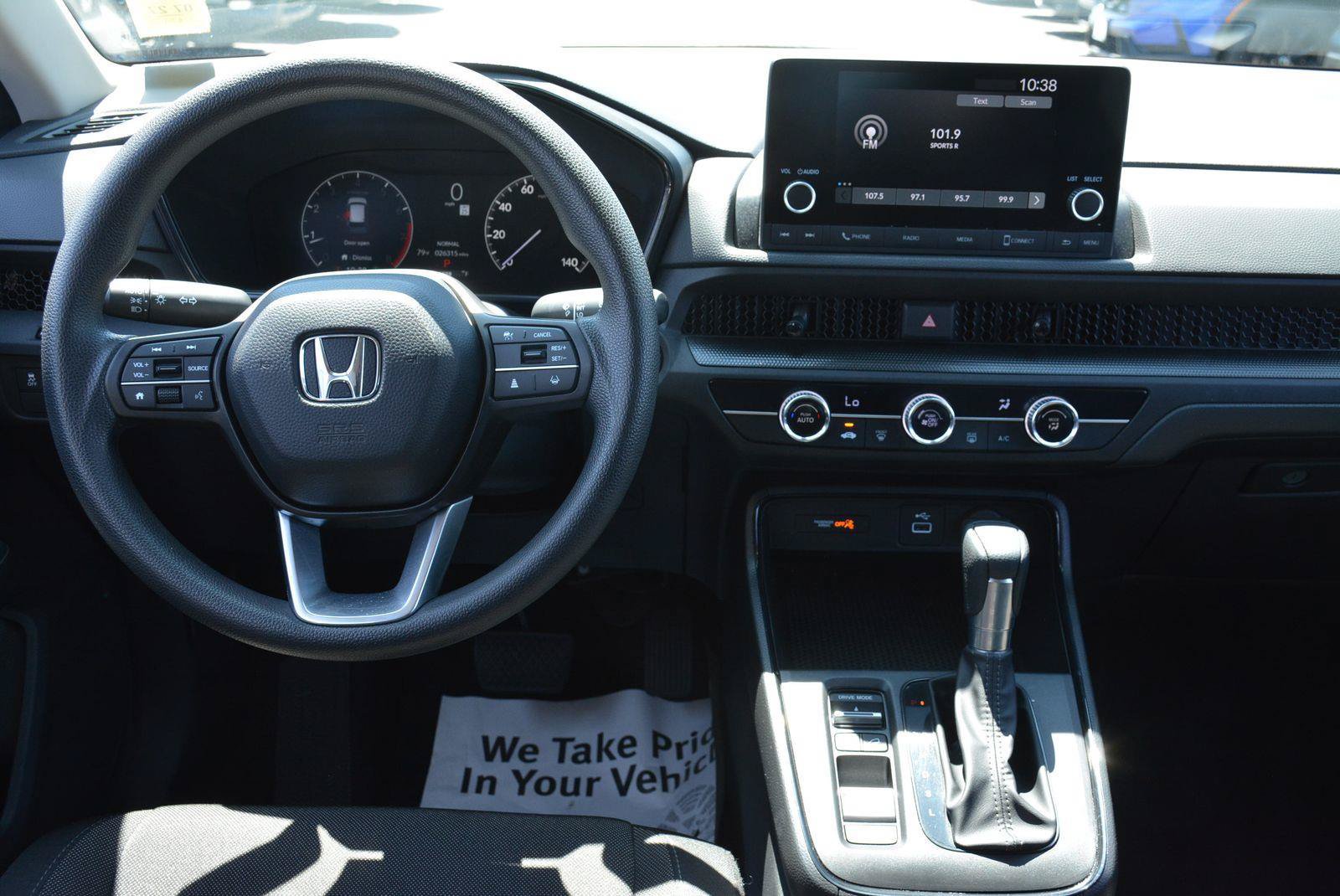 Used 2025 Honda CR-V LX image 11