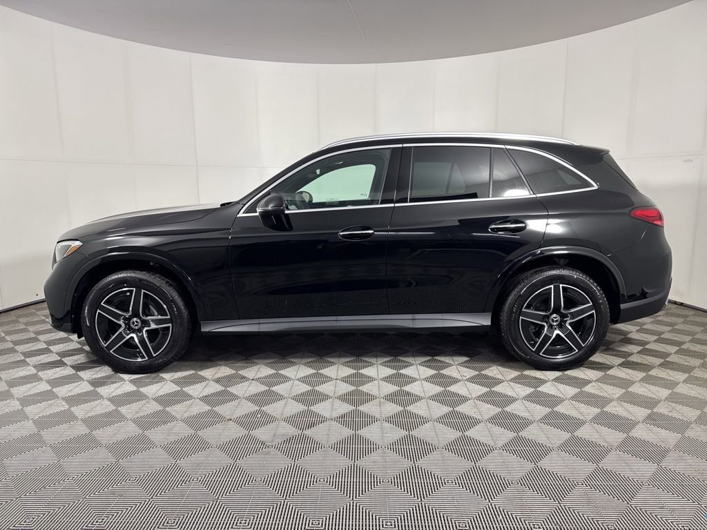 New 2026 Mercedes-Benz GLC 300 4MATIC image 2