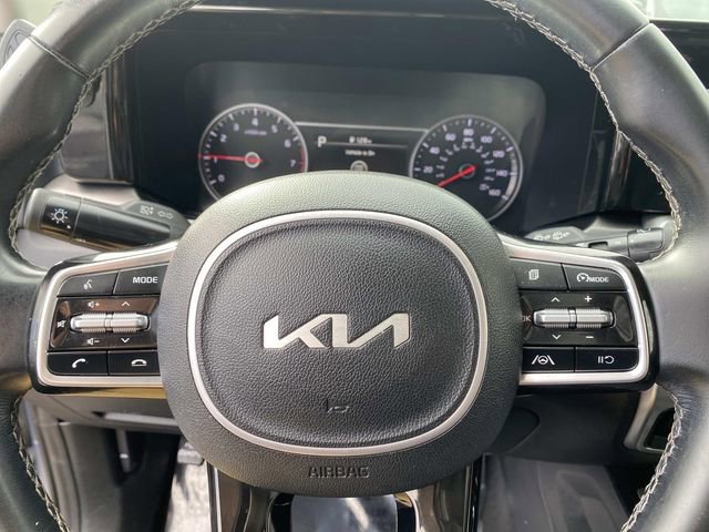 Used 2022 Kia Sorento S image 12