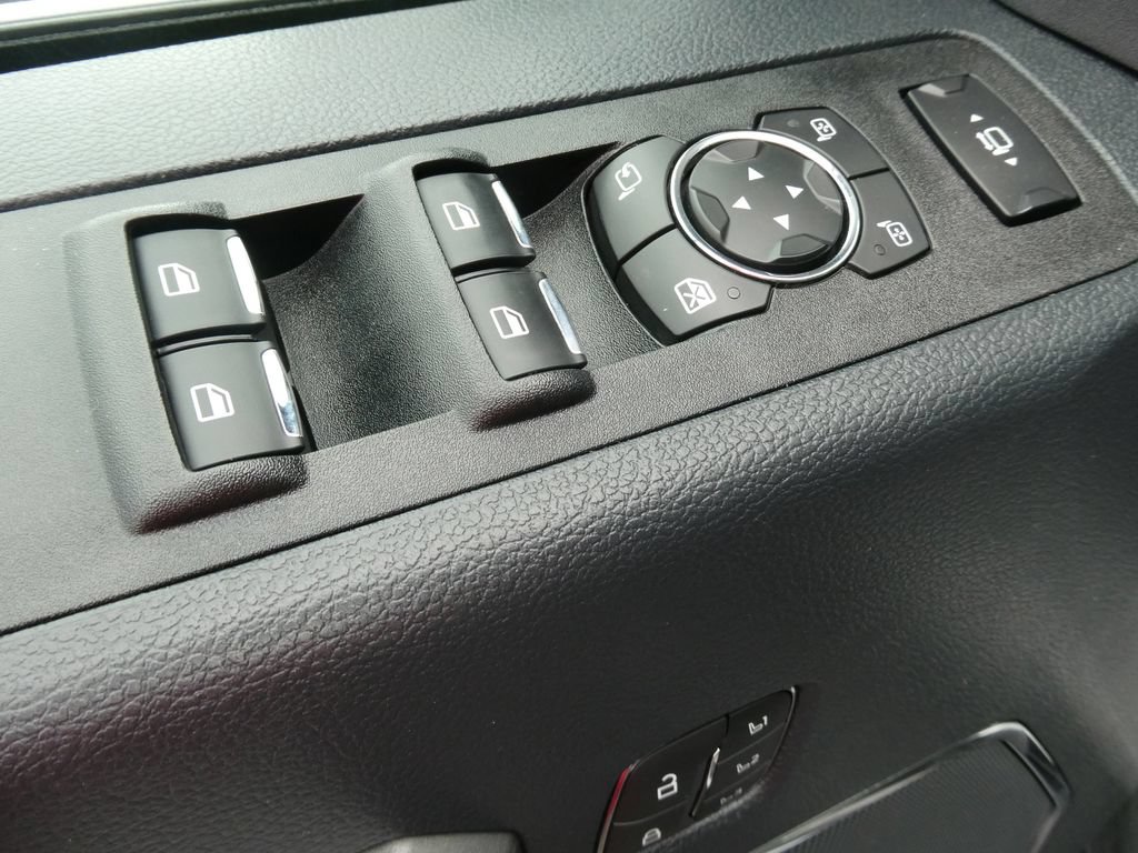 Used 2022 Ford F350 Platinum AWD/4WD image 24