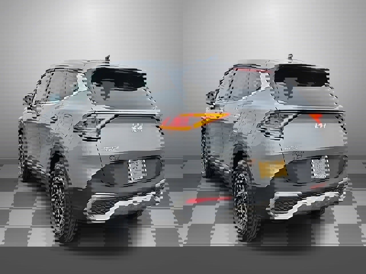 Used 2024 Kia Sportage LX image 4