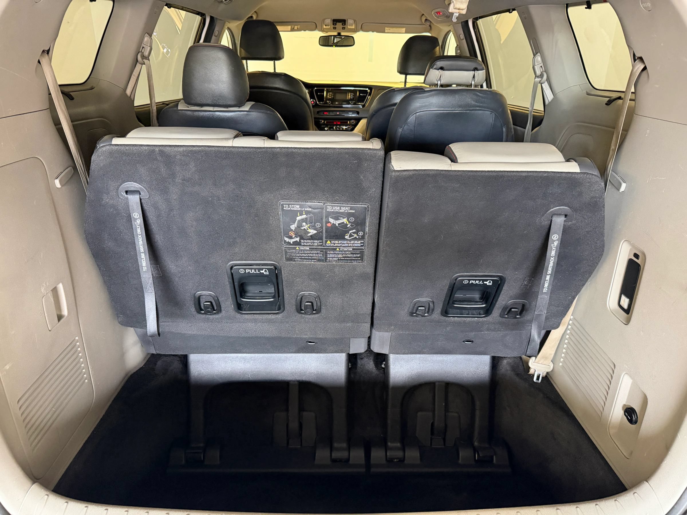 Used 2016 Kia Sedona EX FWD image 45