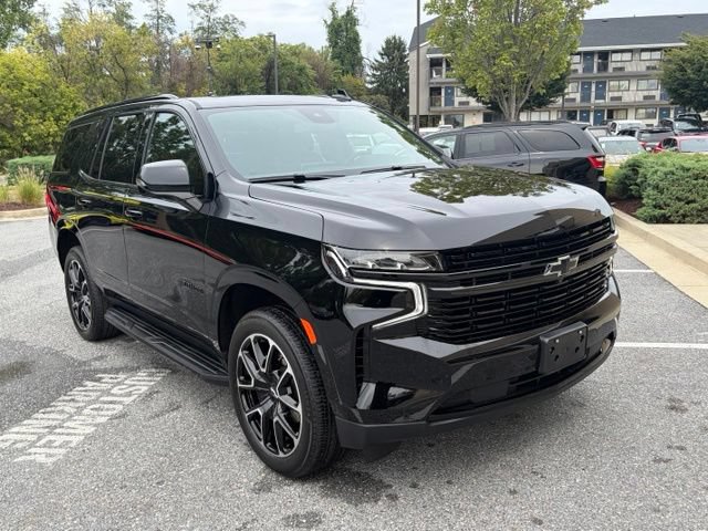 Used 2024 Chevrolet Tahoe RST w/ Luxury Package AWD/4WD image 2