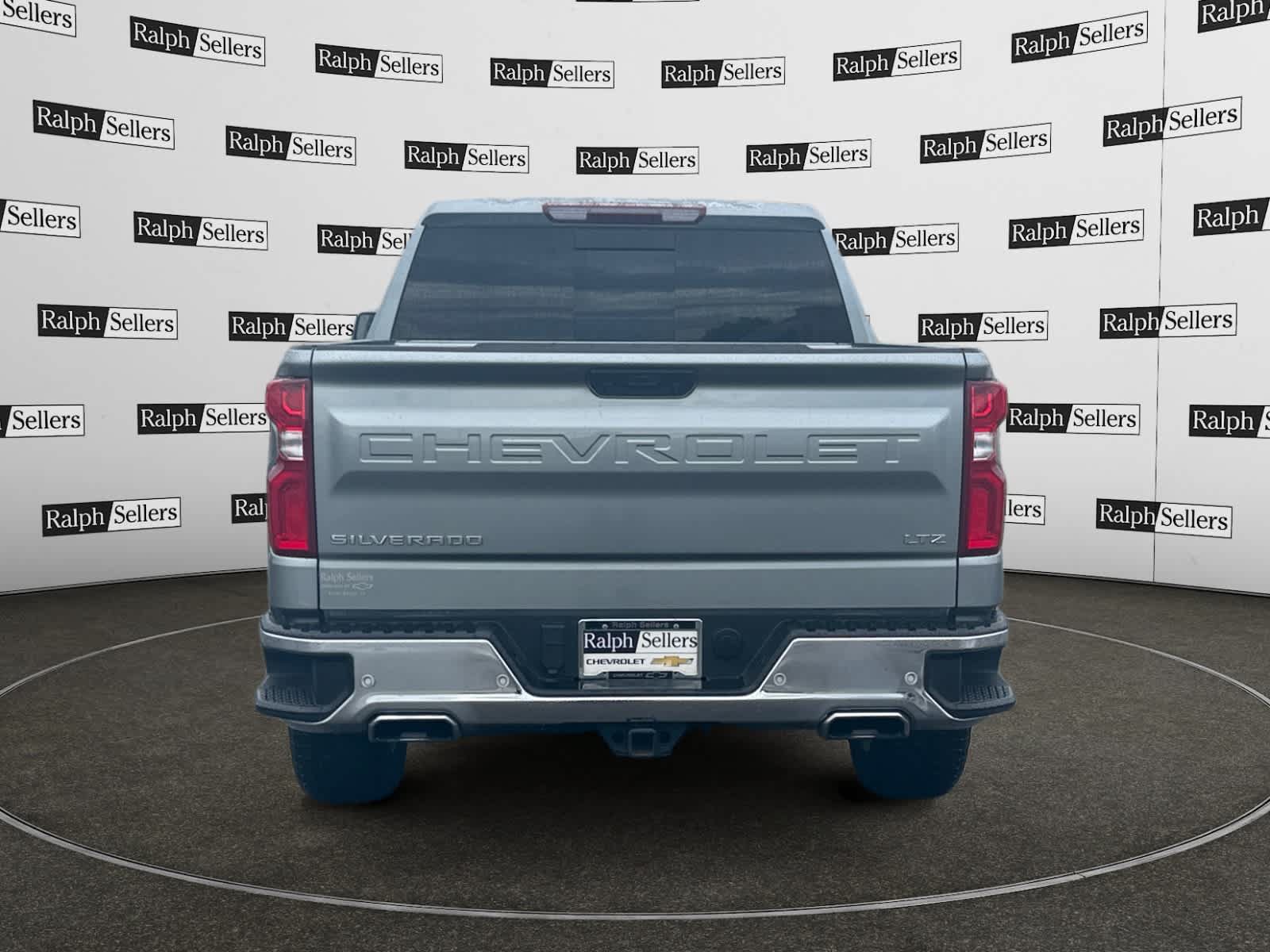 Used 2026 Chevrolet Silverado 1500 LTZ w/ Z71 Off-Road Package AWD/4WD image 5