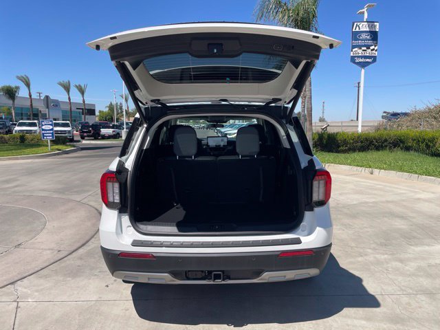 New 2026 Ford Explorer Active w/ Active Comfort Package RWD image 25