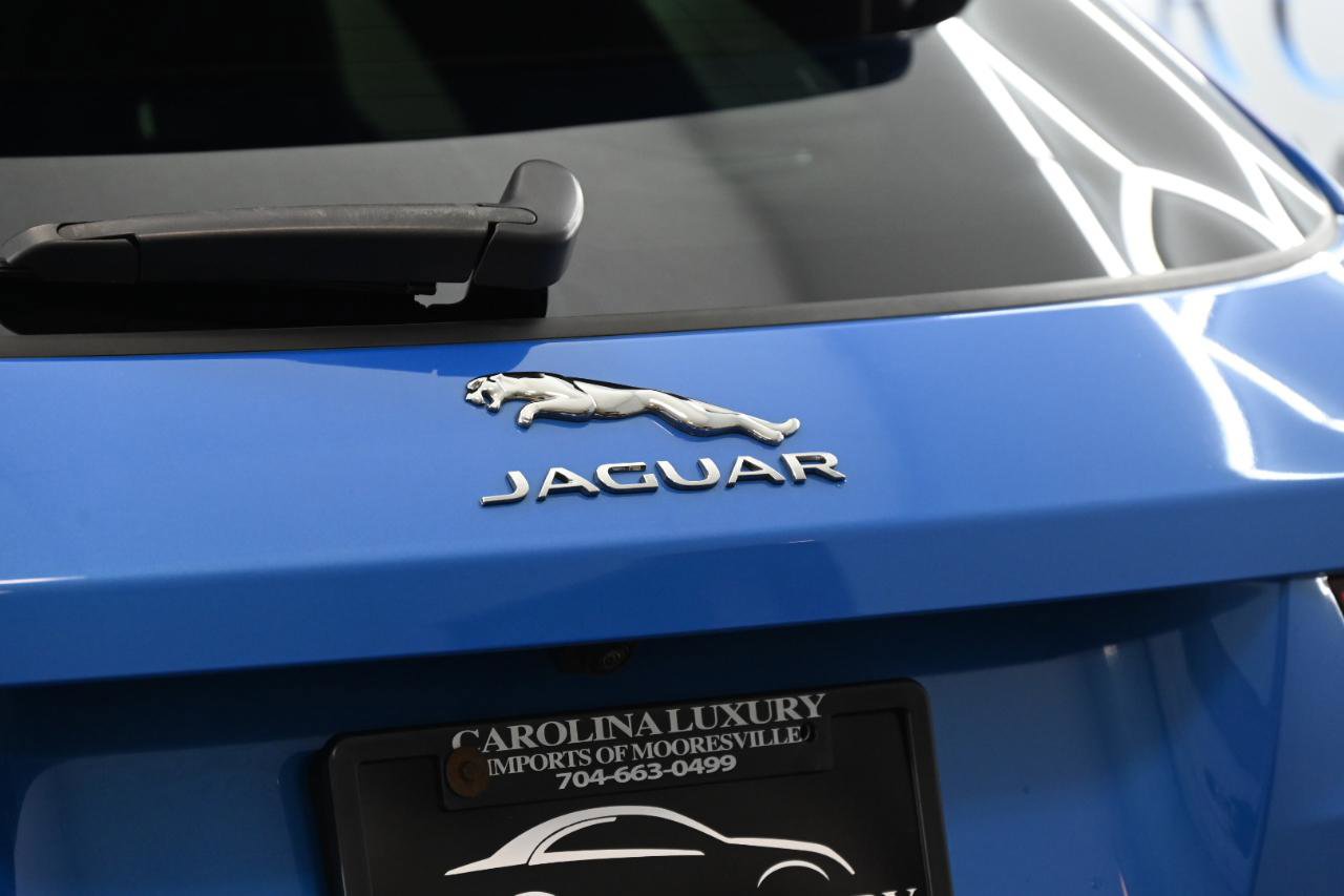 Used 2020 Jaguar F-PACE SVR image 14