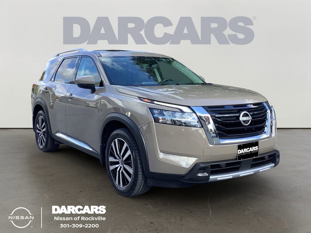 Used 2023 Nissan Pathfinder Platinum image 1
