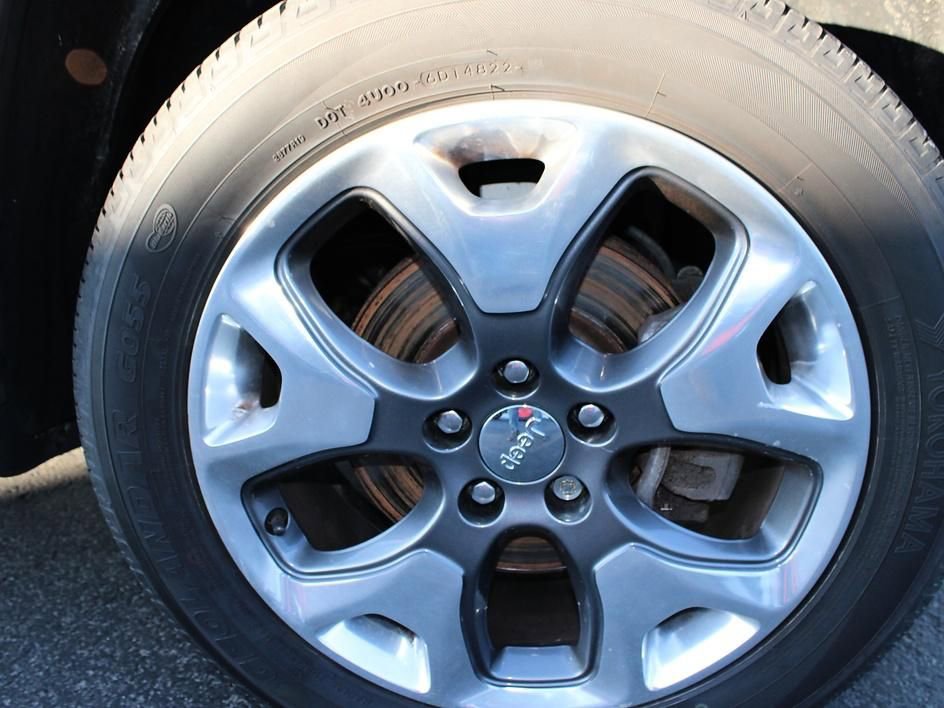 Used 2020 Jeep Compass Limited image 9