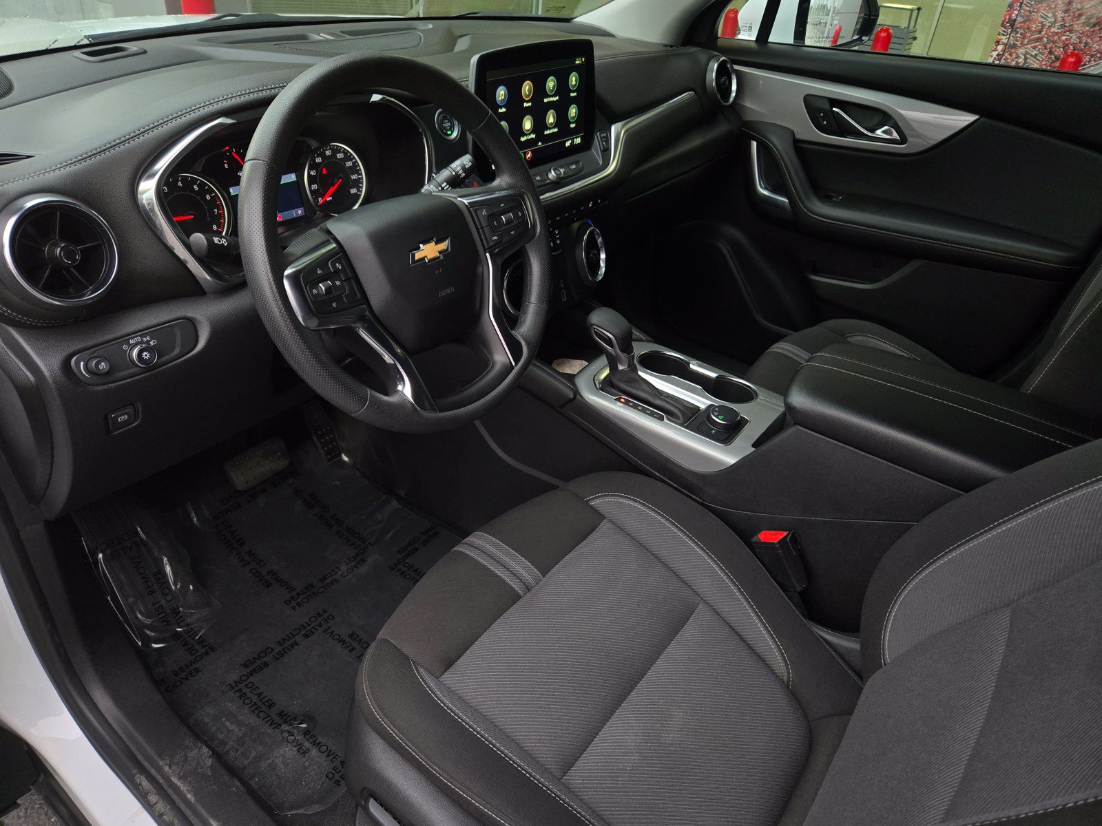 Used 2025 Chevrolet Blazer LT FWD image 7