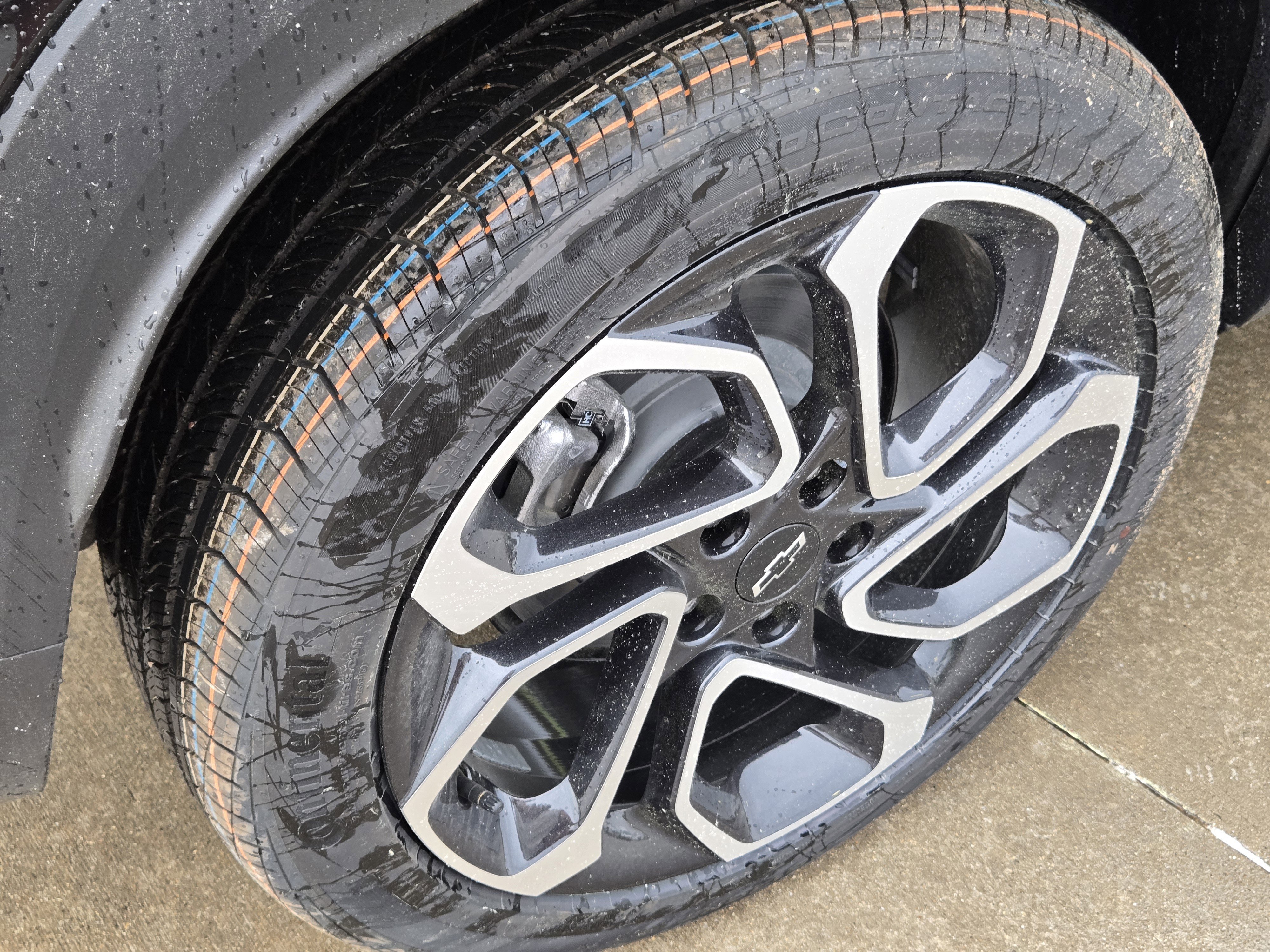 New 2026 Chevrolet Trax RS w/ Sunroof Package image 6