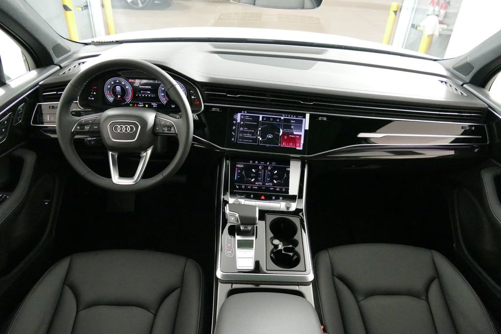 New 2026 Audi Q7 3.0T Premium Plus AWD/4WD image 8
