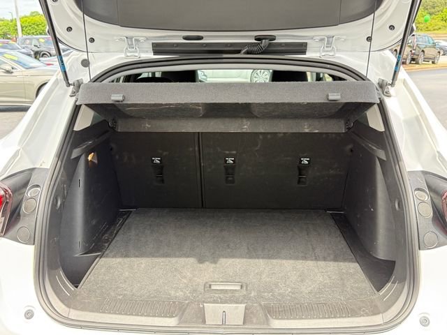Used 2025 Chevrolet Trax LT FWD image 15