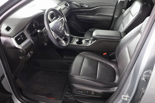 Used 2023 GMC Acadia SLT w/ Elevation Edition image 19