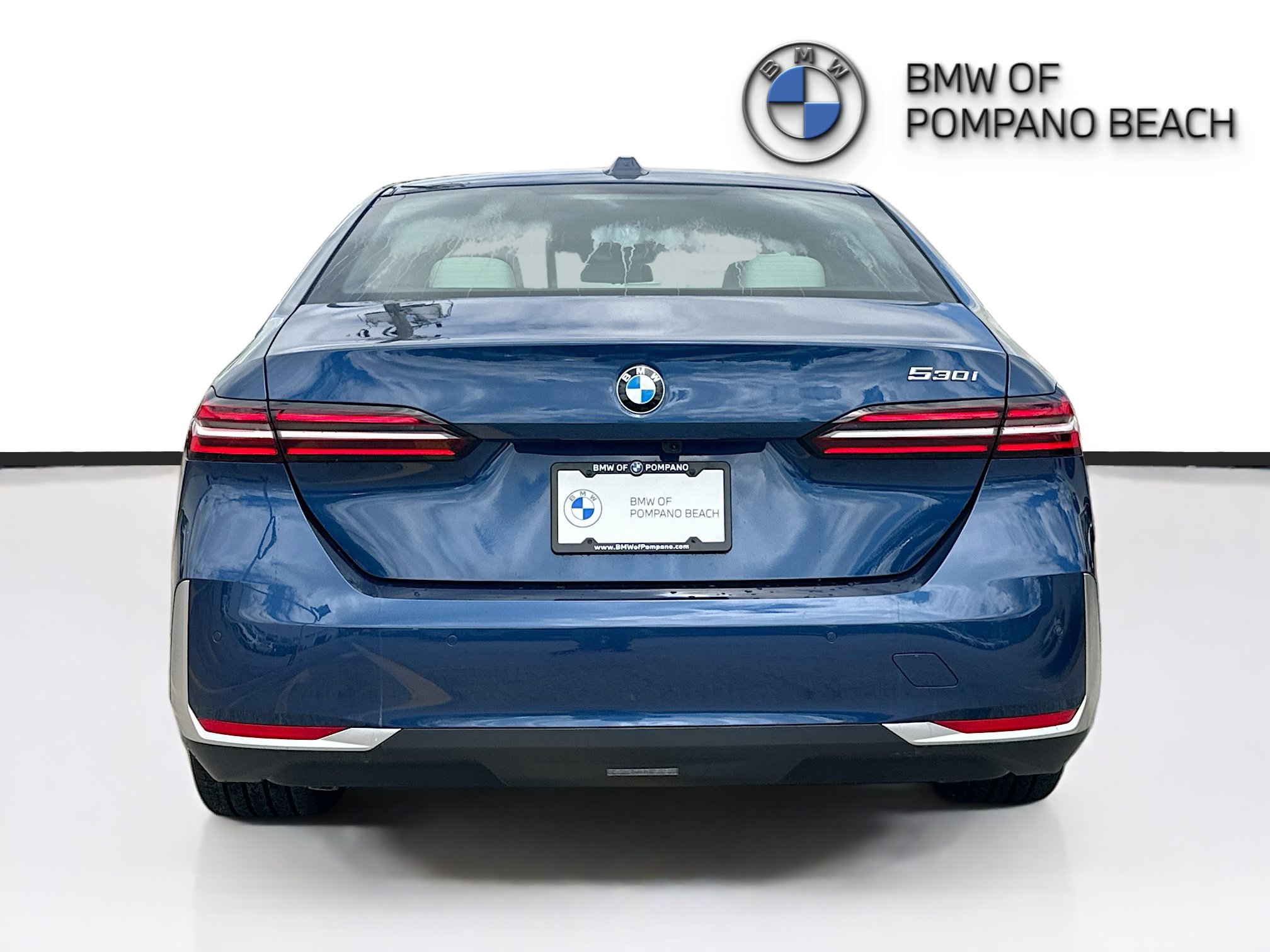 New 2026 BMW 530i w/ Premium Package RWD image 5