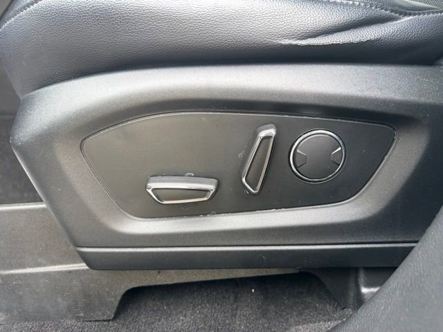 Used 2020 Ford Explorer Limited w/ Class III Trailer Tow Package image 15