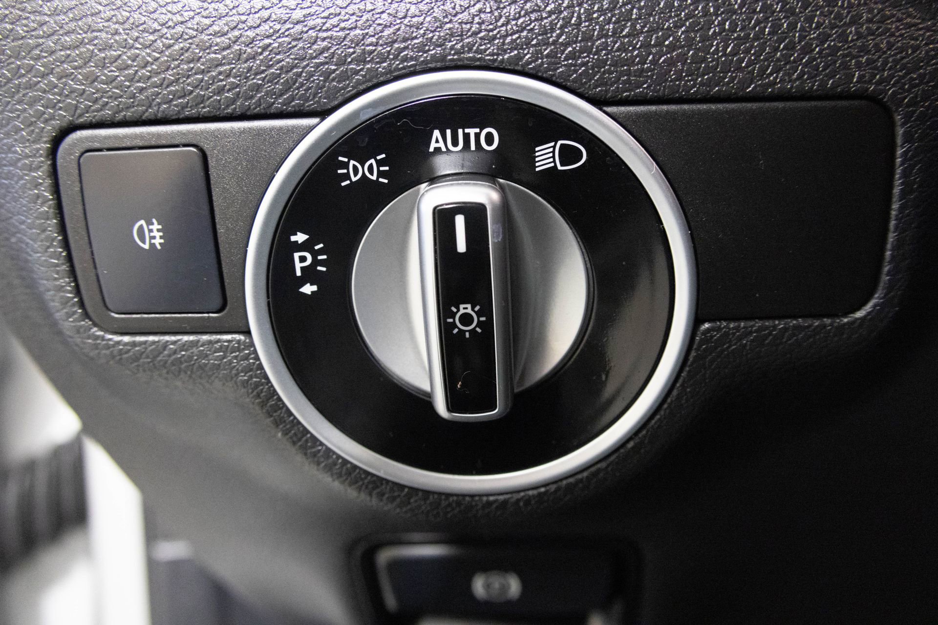 Used 2016 Mercedes-Benz GLA 250 GLA 250 image 19