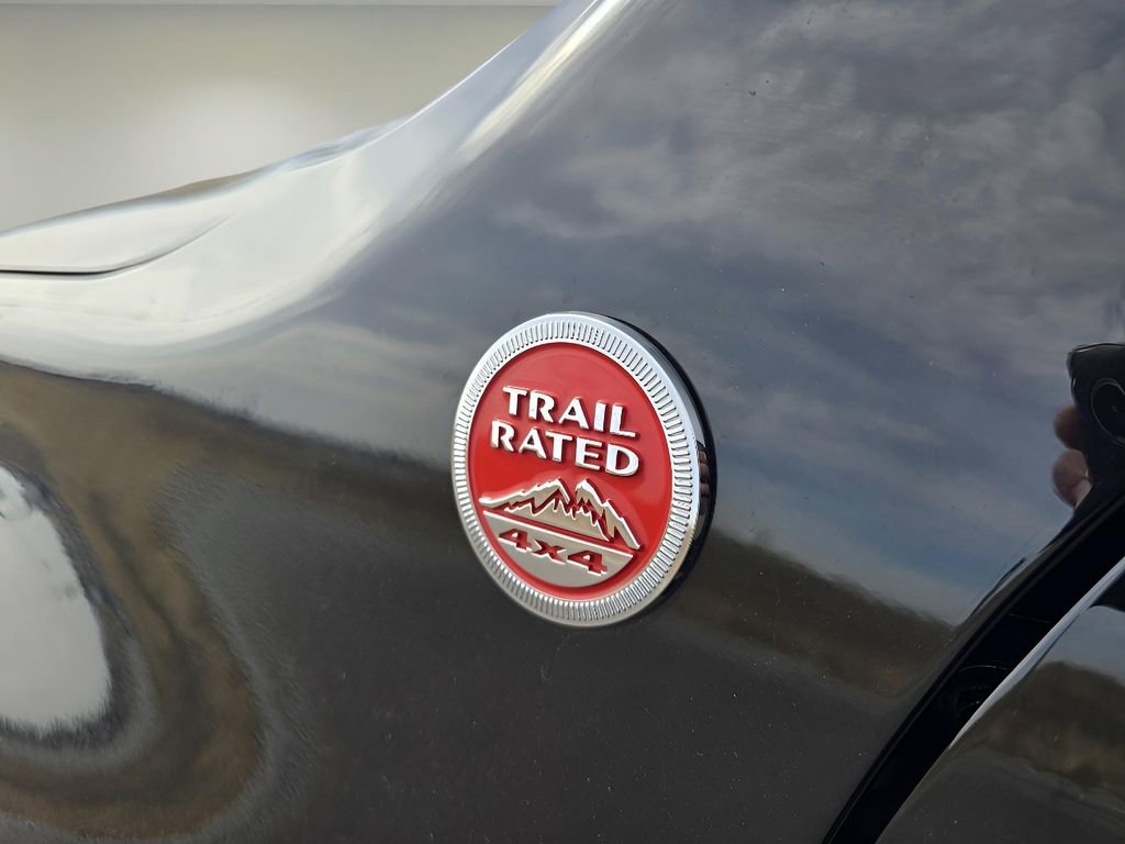 Used 2020 Jeep Renegade Trailhawk w/ Premium Leather Group image 11