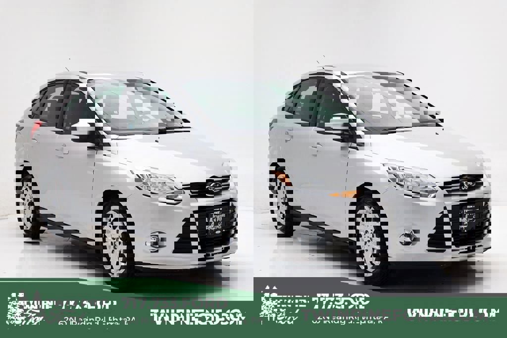 Used 2012 Ford Focus SE image 1