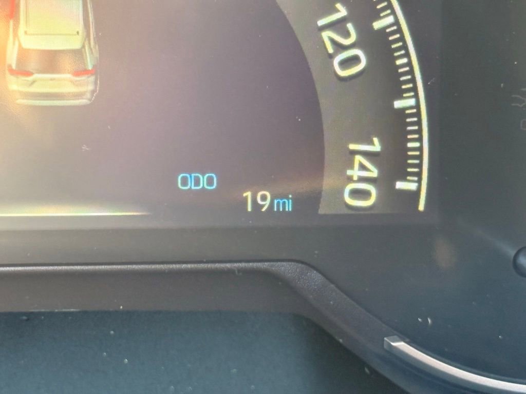 Used 2025 Toyota RAV4 LE image 13