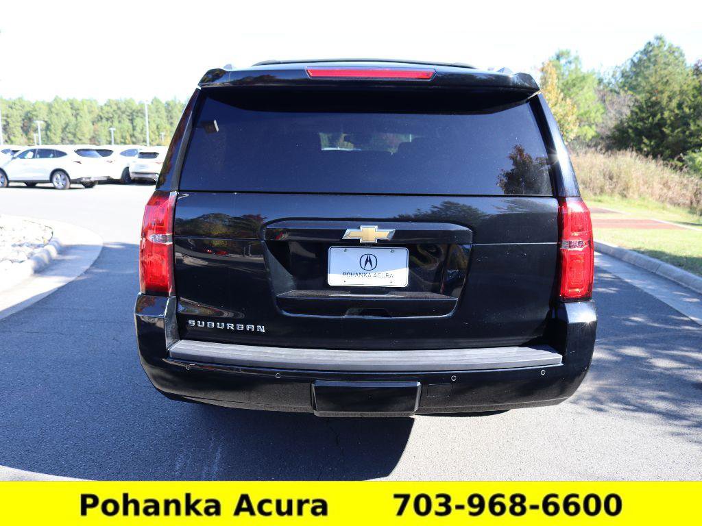 Used 2018 Chevrolet Suburban LT w/ Luxury Package image 6