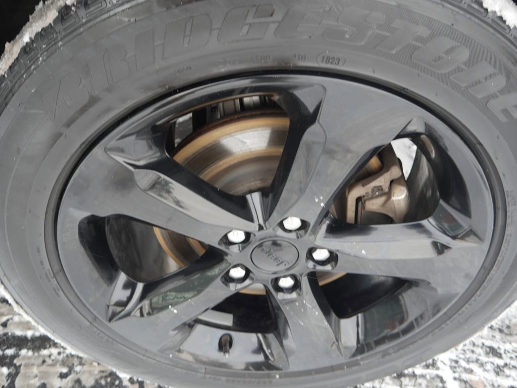 Used 2023 Jeep Grand Cherokee L Altitude image 12