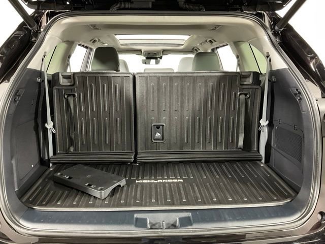 Used 2022 Toyota Highlander Platinum image 38