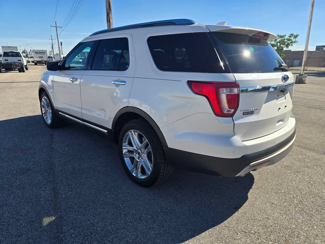 Used 2017 Ford Explorer Limited w/ Equipment Group 301A FWD image 5