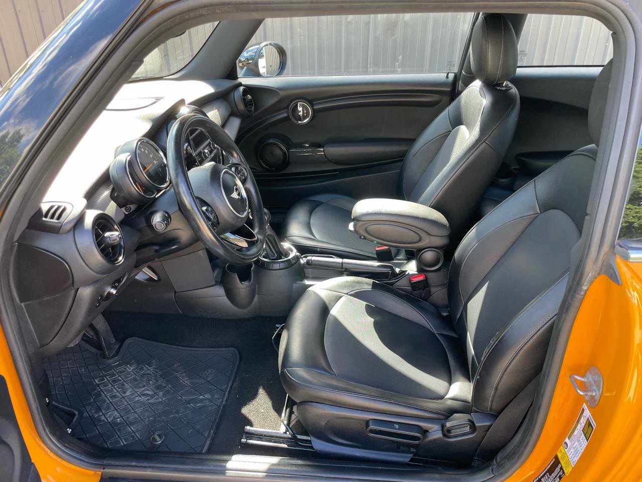 Used 2016 MINI Cooper 2-Door Hardtop FWD image 5