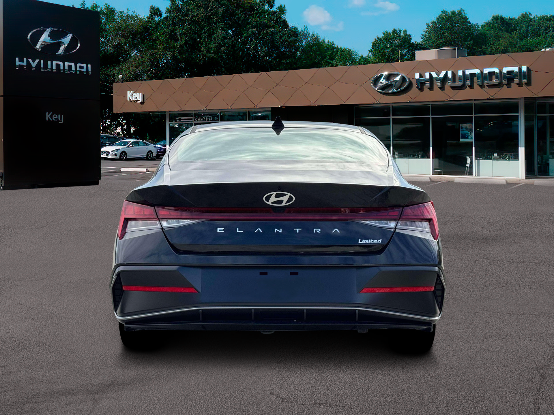 New 2026 Hyundai Elantra Limited FWD image 6